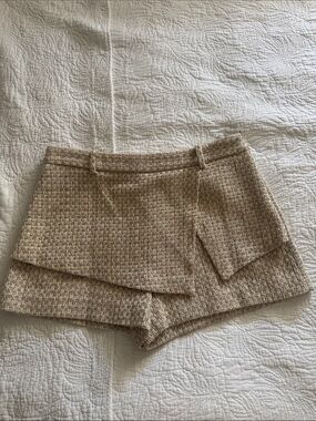 Zara Beige Tweed Overlay Skort Shorts